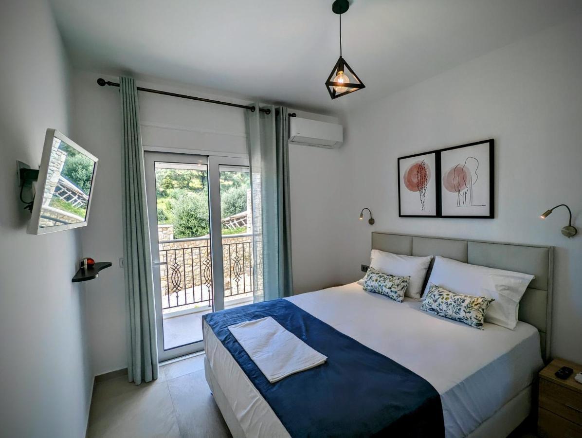 Natura Luxury Suites Parga Exterior photo