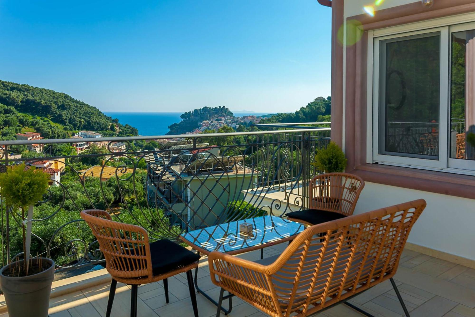 Natura Luxury Suites Parga Exterior photo